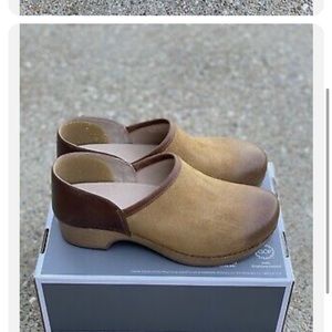 Dansko Brenna clogs